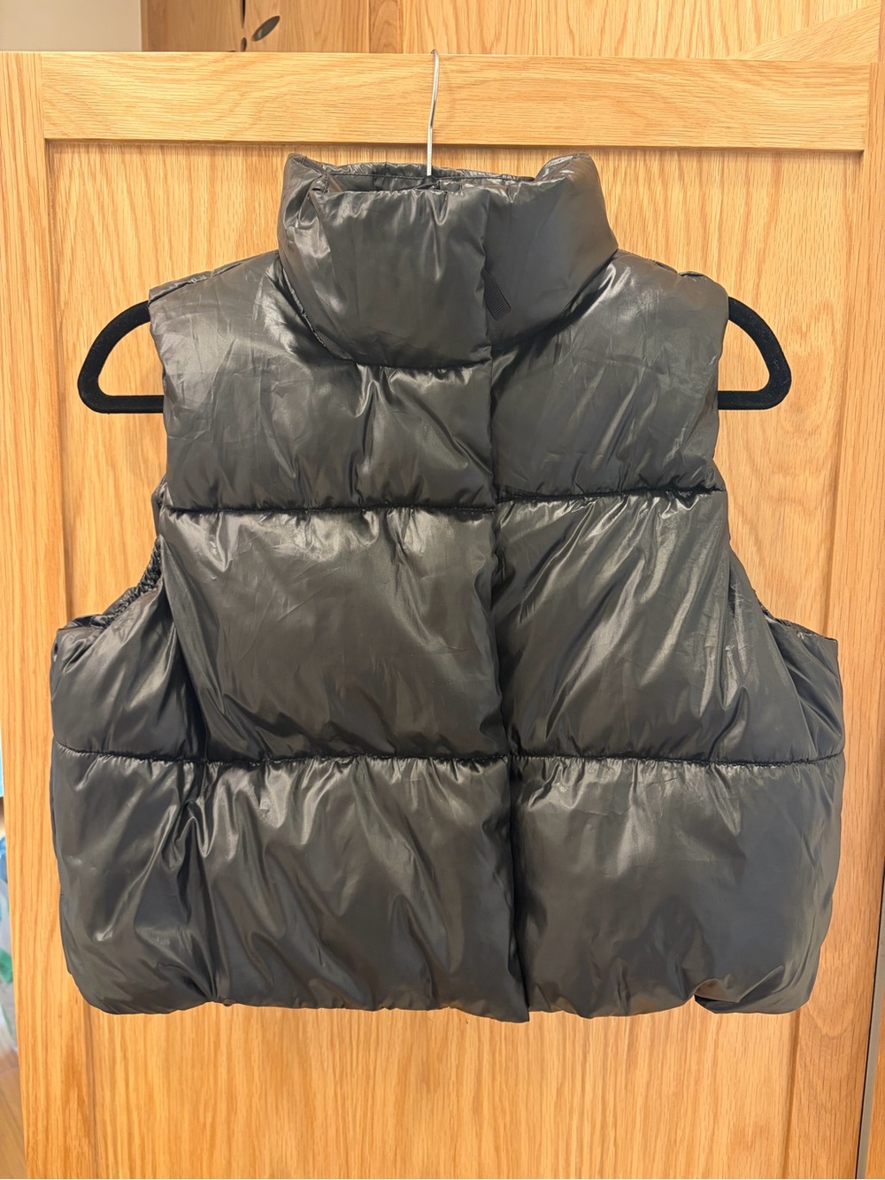 Hudson cropped puffer vest small